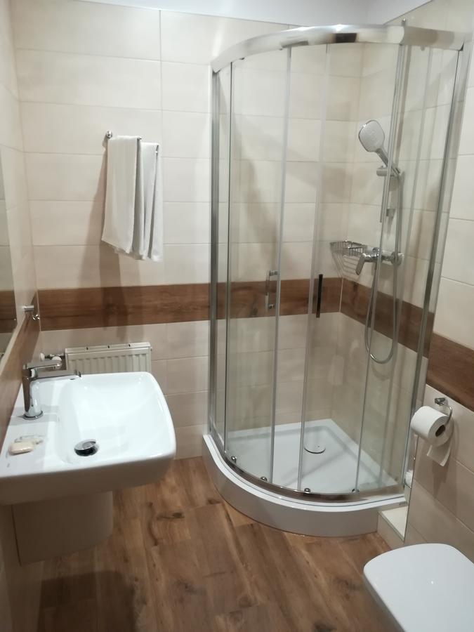 Zajazd Podjadek Osjaków Esterno foto